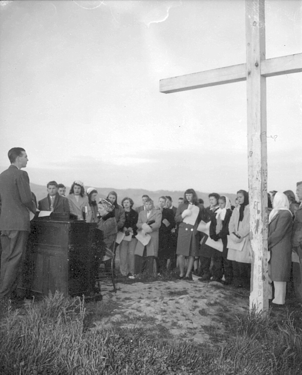 Sunrise Easter Service on Mt. Pisgah
